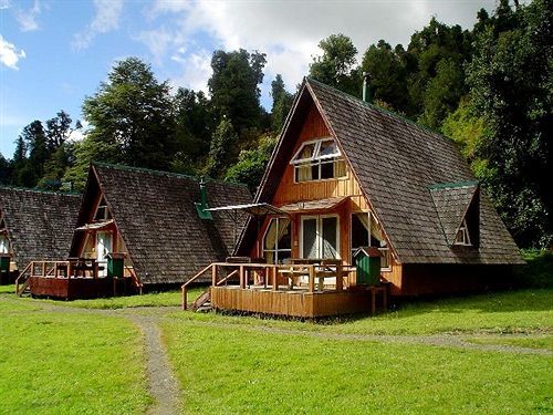 Вилла Termas De Aguas Calientes Пуеуэ Экстерьер фото